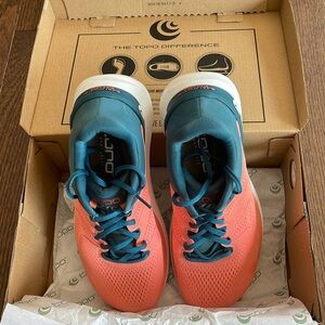 Topo Phantom 2 Women’s Size 8